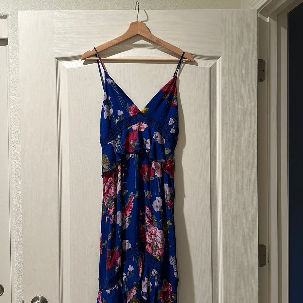 Gorgeous printed floral maxi tiered dress size small